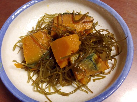 昆布がおいしい☆かぼちゃと切り昆布の煮物